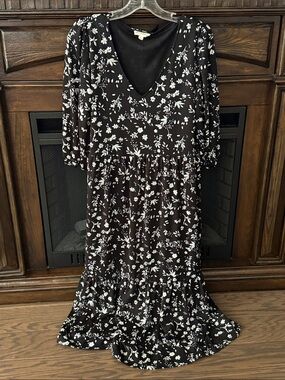 Jane and Delancey Midi Dress with Three Quarter Sleeves